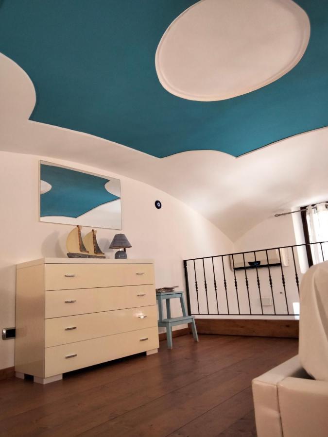 L'Ancorotto Azzurro Apartment Gaeta Ngoại thất bức ảnh